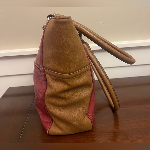 Sold - Picture 2 of 6